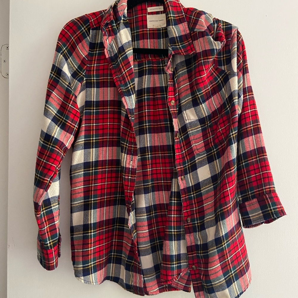 AE Boyfriend Plaid. Size M